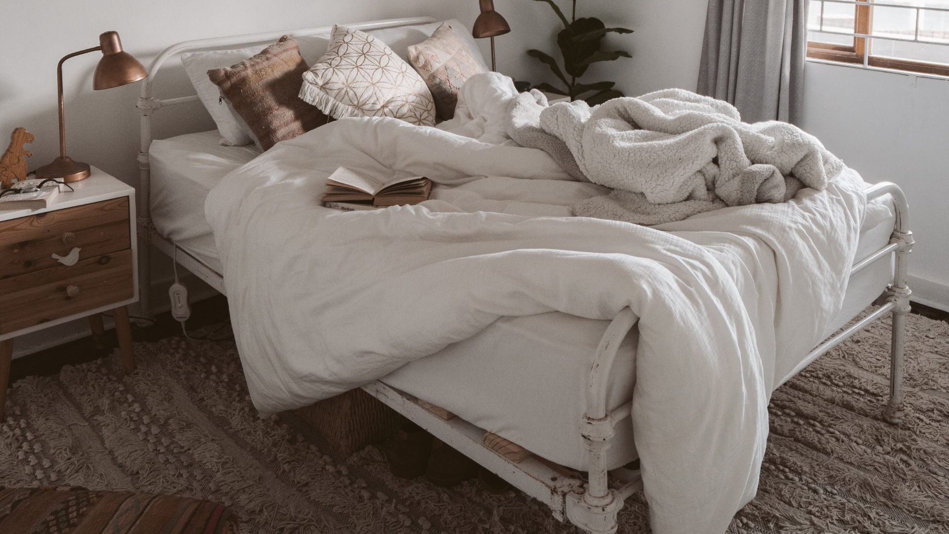 Tetamu Nak Datang? Pastikan Comforter & Toto Anda Wangi Dan Bersih Secara Profesional Untuk Semua Perayaan